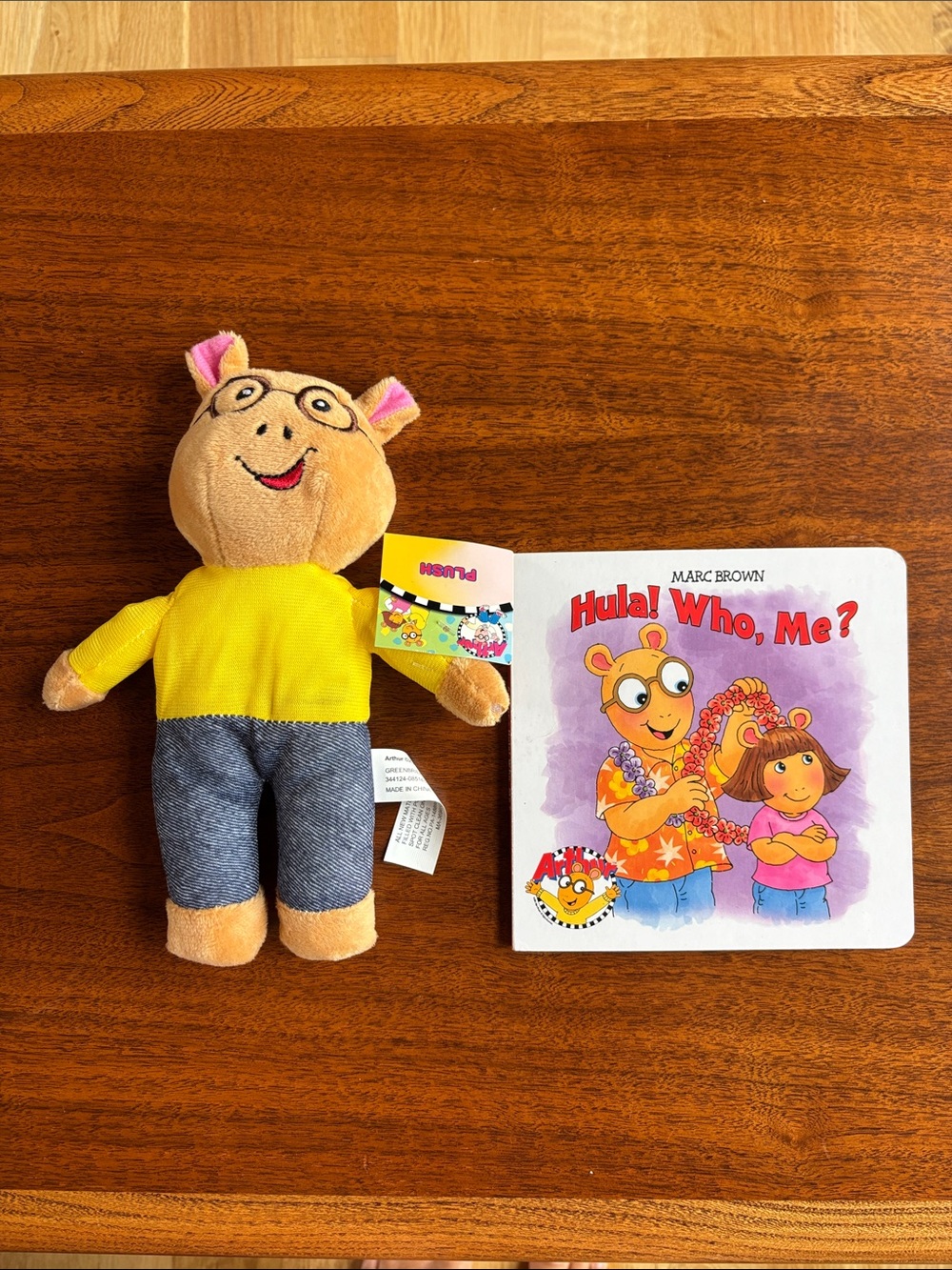 NWT Arthur Plush and Book by Marc Brown